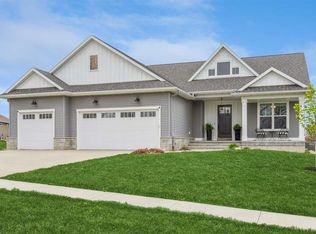 4272 Churchill Dr, Marion, IA 52302