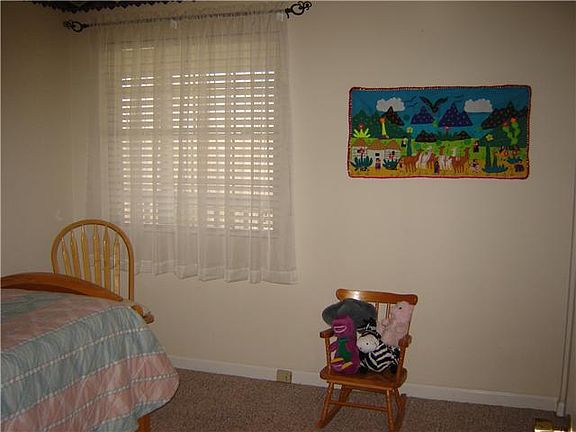 4th image of 109 Diamond Point Dr