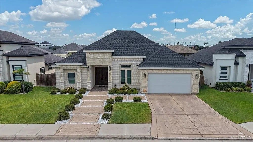 504 W Garrision Dr - Property Image