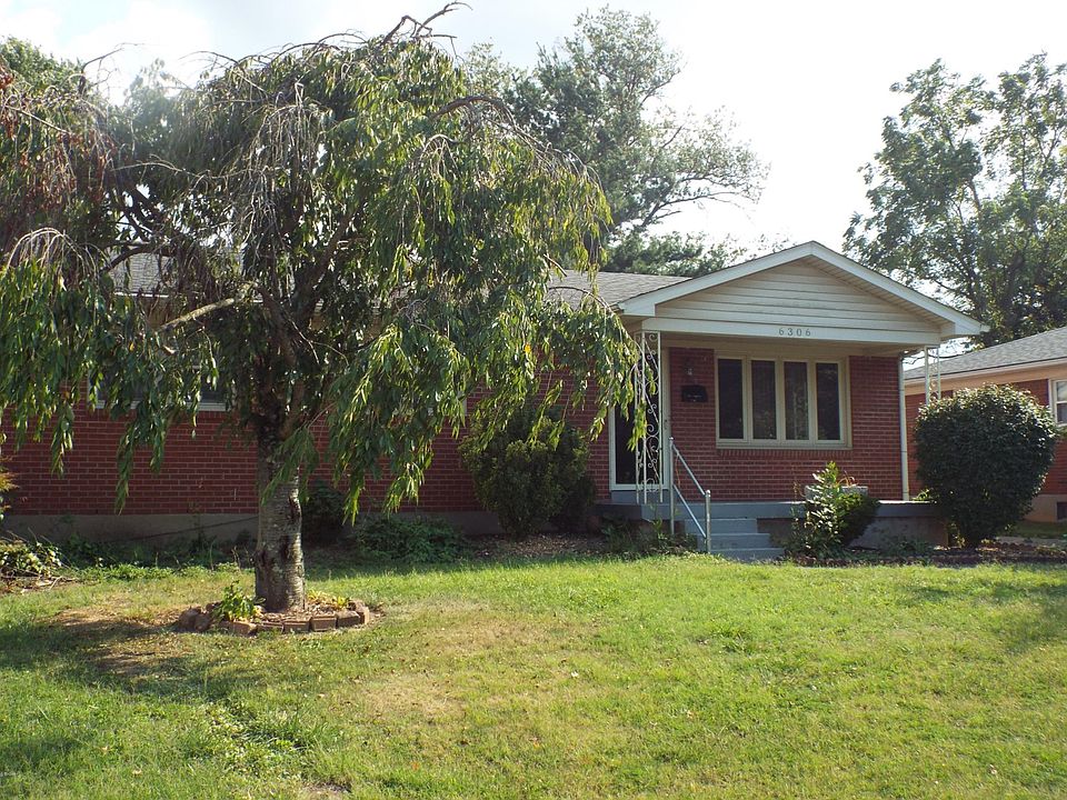3 BR, 1 1/2 Baths, 2 Car Detached