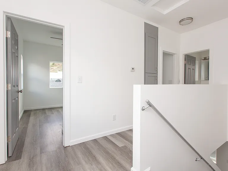 104 S Chestnut St #B — Photo 8