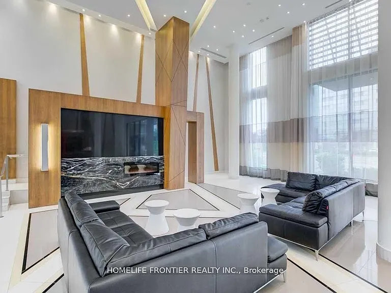 55 Eglinton Ave W #1607 — Photo 3