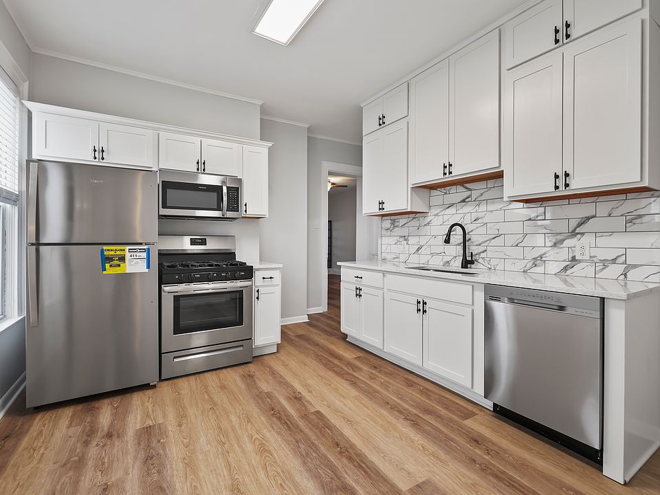 1st image of 54 Argyle Ave