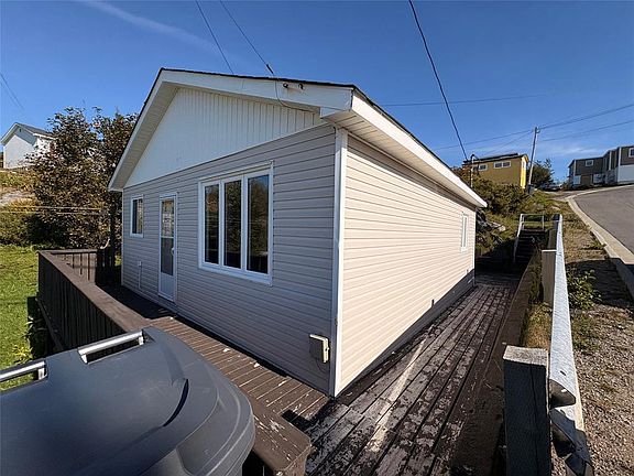4th image of 38 BROOK Street