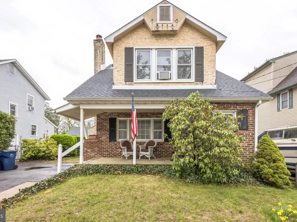 107 Madison Ave, Laurel Springs, NJ 08021
