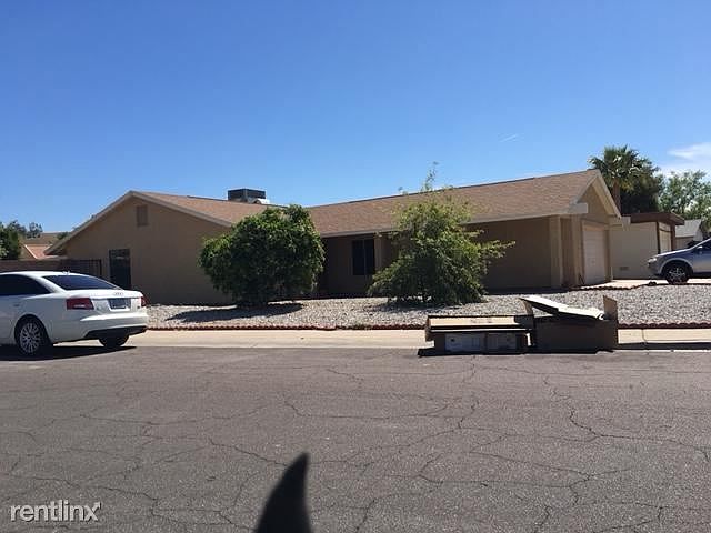 1st image of 4822 W Townley Ave