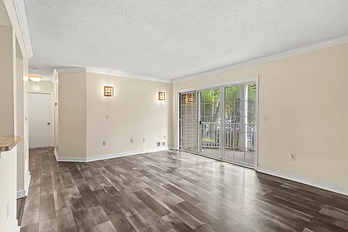 24 Amberly Ct #0 Photo 1