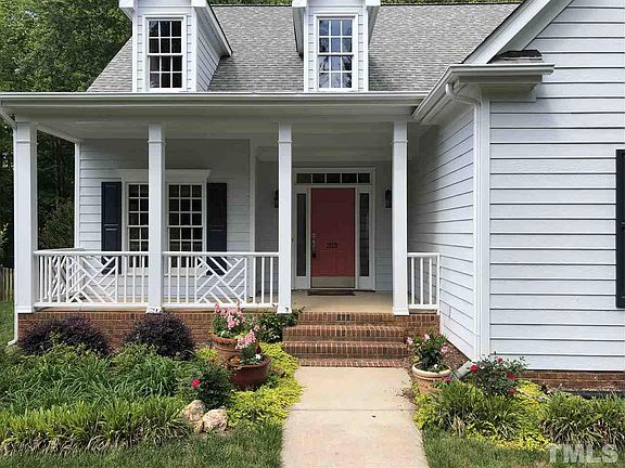 2nd image of 313 Hillspring Ln