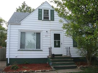 3915 Woodway Rd, Parma, OH 44134