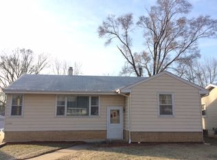 17951 W Kewaunee Dr, Grayslake, IL 60030