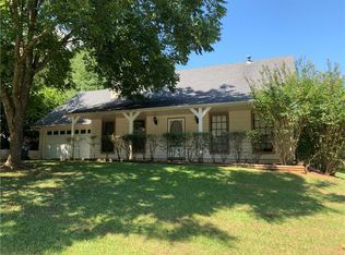 2573 Wild Rose Cir, Lawrenceville, GA 30044