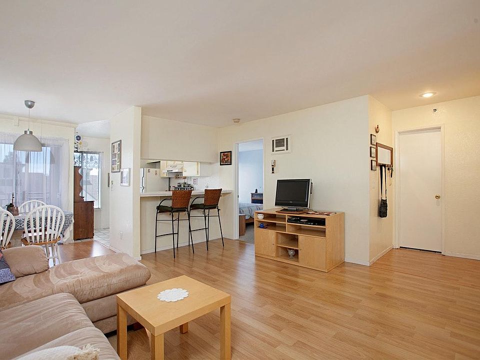 1st image of 7508 Parkway Dr Unit 205