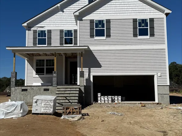 351 Mistflower Ln, Fuquay Varina, NC 27526