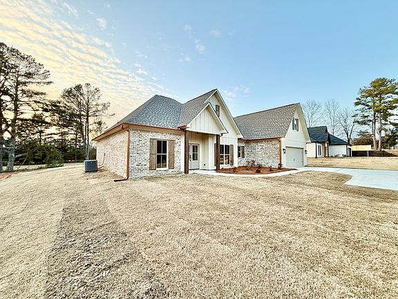 4th image of 2620 Countrywood Rd