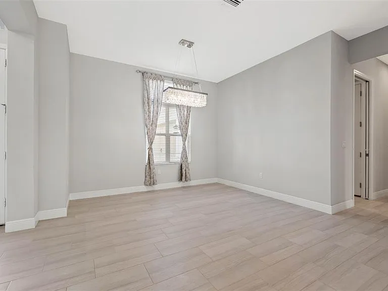 7135 Tamworth Pkwy — Photo 17