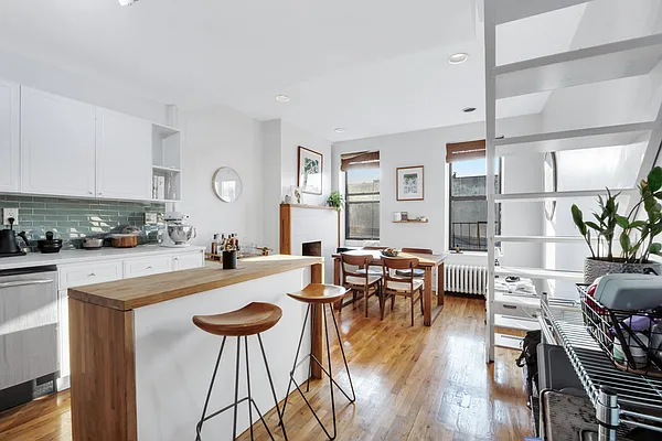 Rented by Compass | media 8