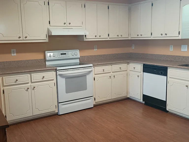743 Palm Dr — Photo 22