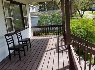 213 Grove Ave, Fox River Grove, IL 60021