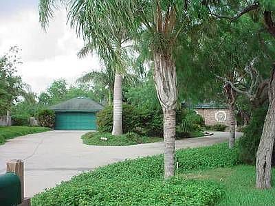 1st image of 2618 Westwood Dr