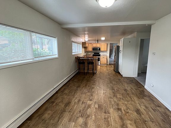 3rd image of 1406 W 41st Ave #B