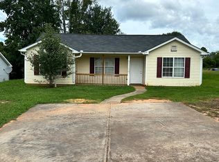 419 Dove Ln, Social Circle, GA 30025
