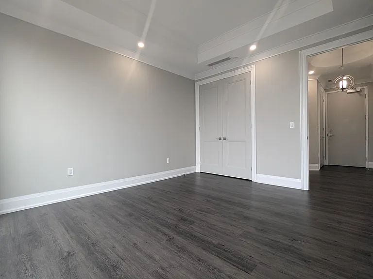 121 King St W — Photo 108