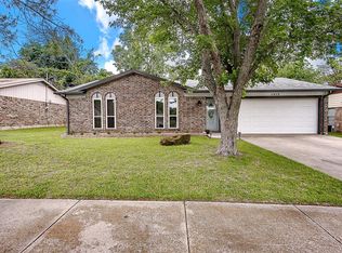 1912 Westover Dr, Arlington, TX 76015