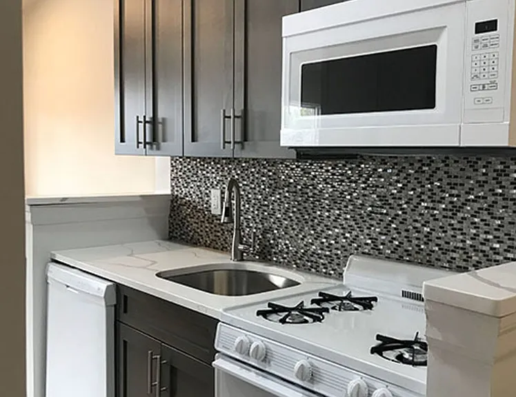 8 Waterview Dr #G2 — Photo 1