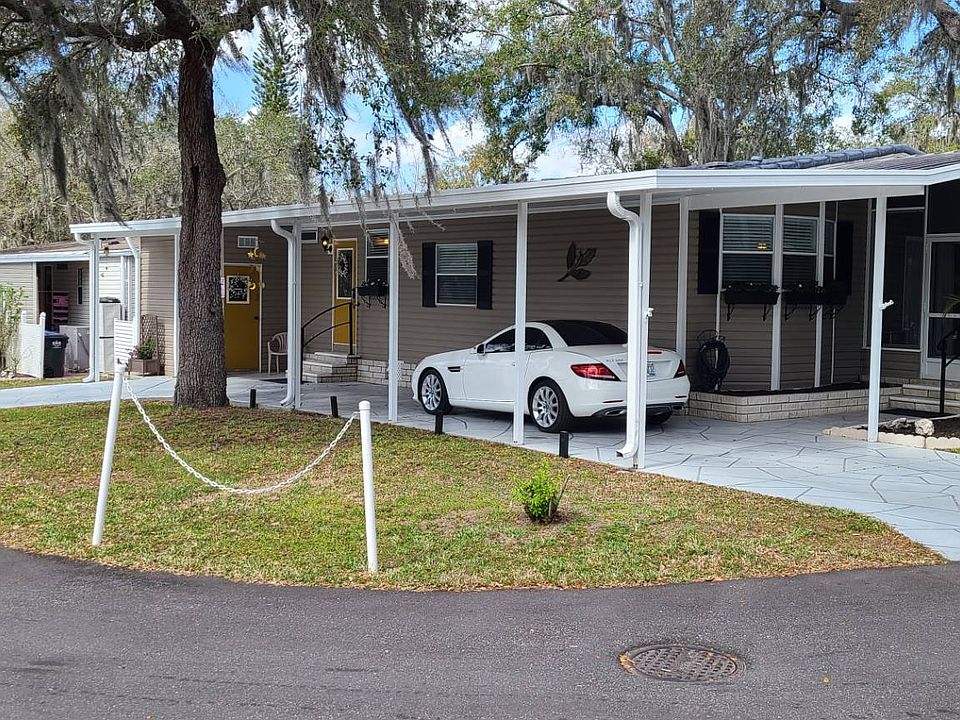 1st image of 10215 King Oak Dr