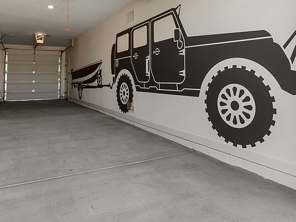 Tandem garage