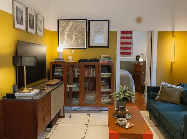 314 Carroll Street image 2 of 5