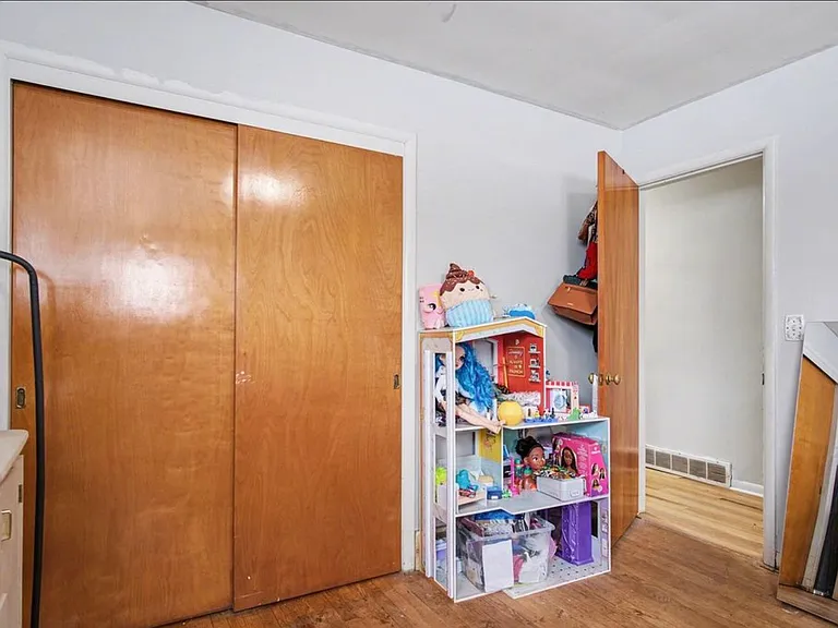 1759 Cambridge Dr SE — Photo 11