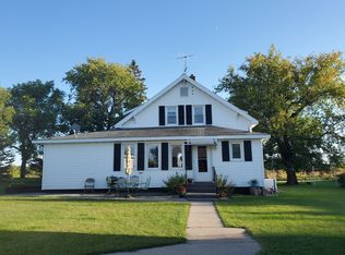 48973 415th Ave, Perham, MN 56573