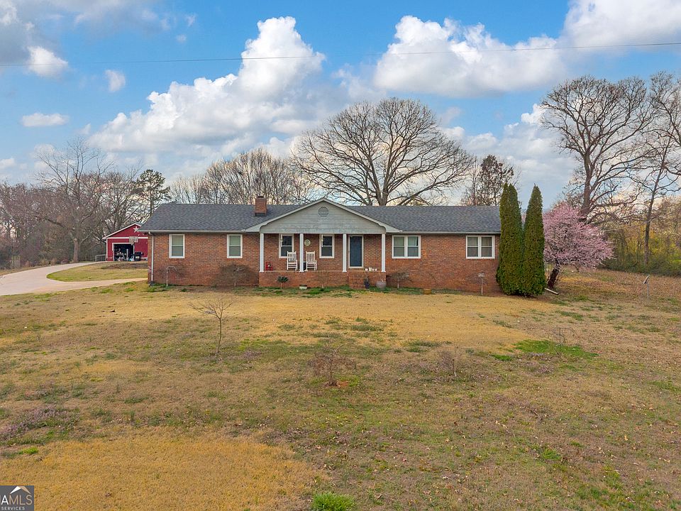 1st image of 2299 Memorial Rd