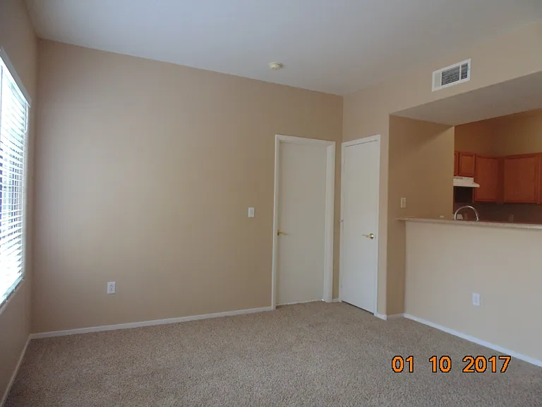 2111 Hussium Hills St #202-BLD9 — Photo 2