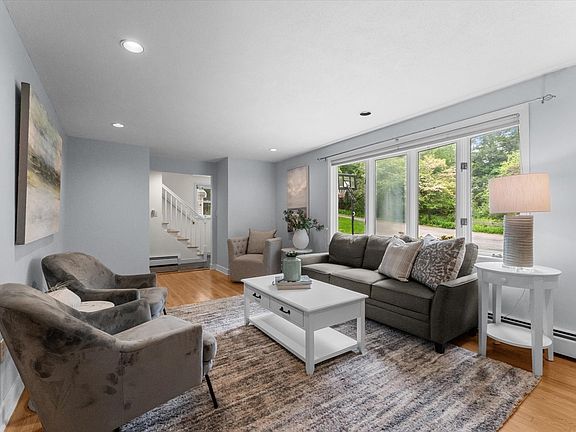 3rd image of 41-A Hunnewell St