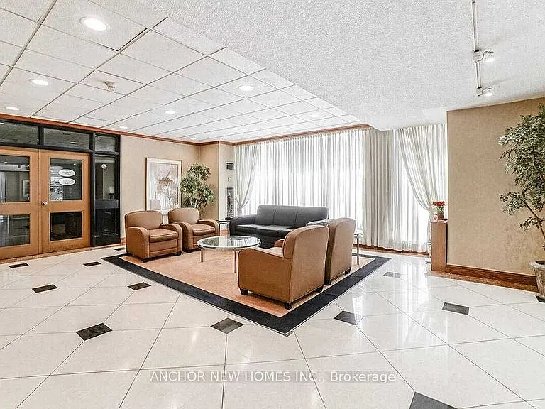 633 Bay St #2516 — Photo 6