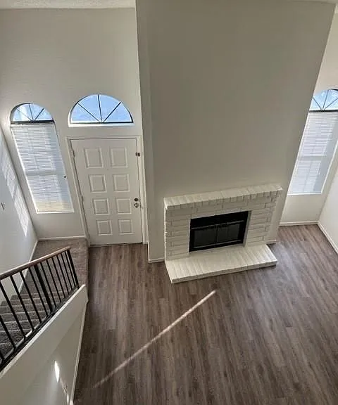 7813 S Laurelglen Blvd — Photo 1