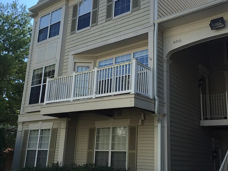 8210 Catbird Cir #201 — Photo 2
