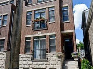 910 N Wolcott Ave APT 3, Chicago, IL 60622