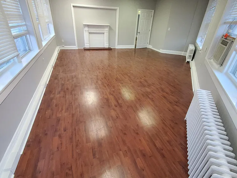 200 S Main St #B — Photo 3