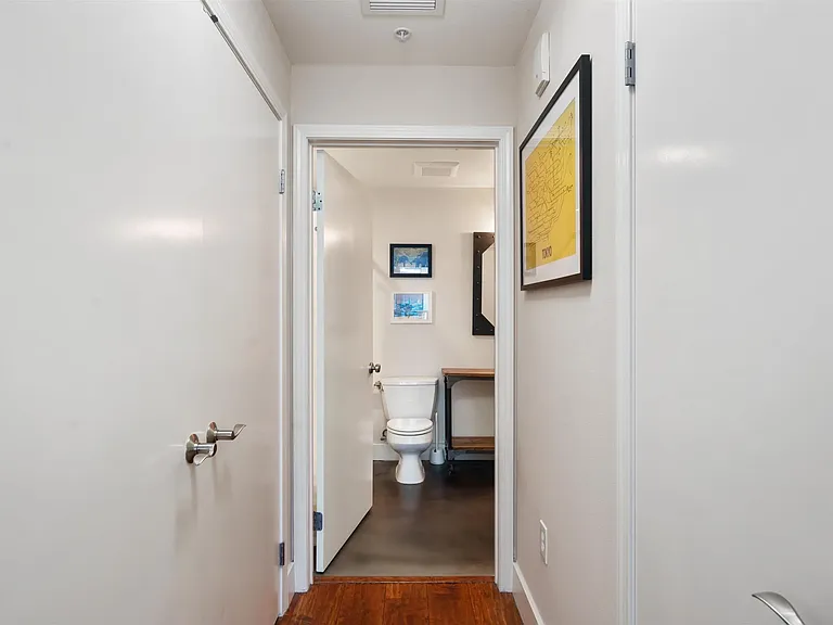 530 K St #409 — Photo 16