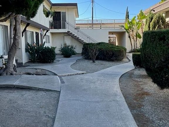 3rd image of 201 S Knott Ave #6U