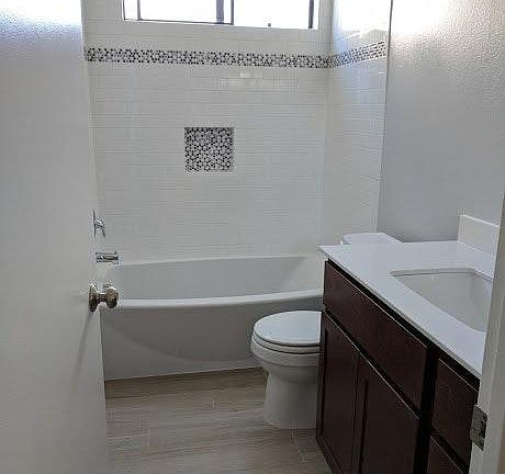 5th image of 215 W Palm Ave APT 201