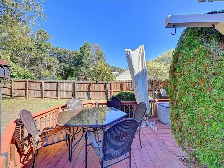 3940 Piper Glen Dr — Photo 40