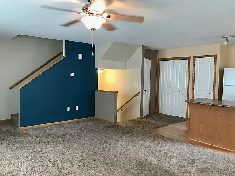 3153 SW Sharmin Ln — Photo 3