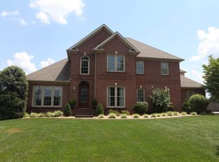 3510 Fieldcrest Dr, Bowling Green, KY 42104