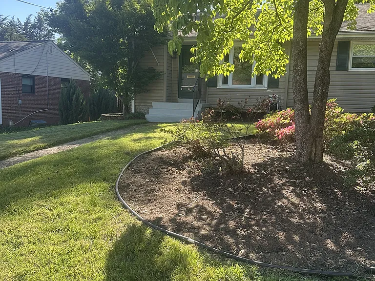 10 N Floyd St — Photo 7