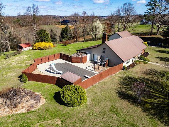 2nd image of 128 County Farm Rd