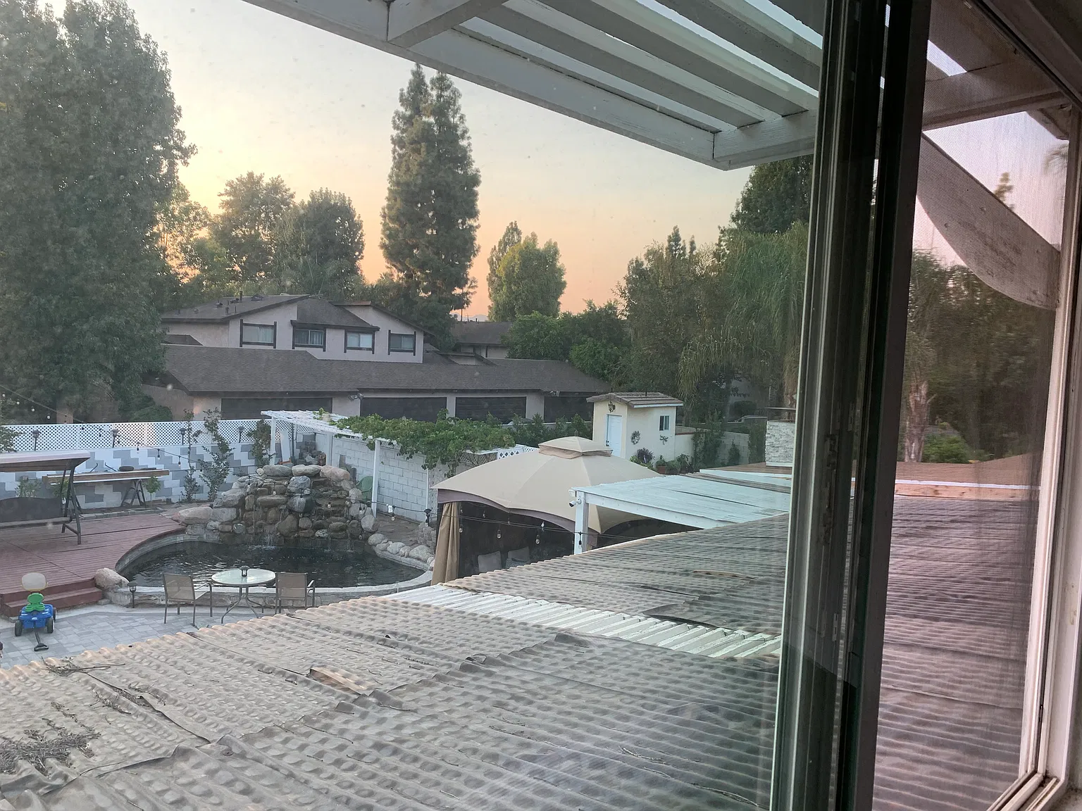 4 bed, 2731 sqft, $1,100 — Photo 3